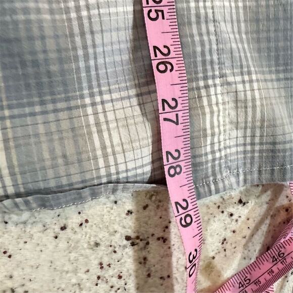 Columbia Men's Omni-Wick Plaid Button-Up Shirt Gray Size M Short Sleeve - Picture 9 of 9